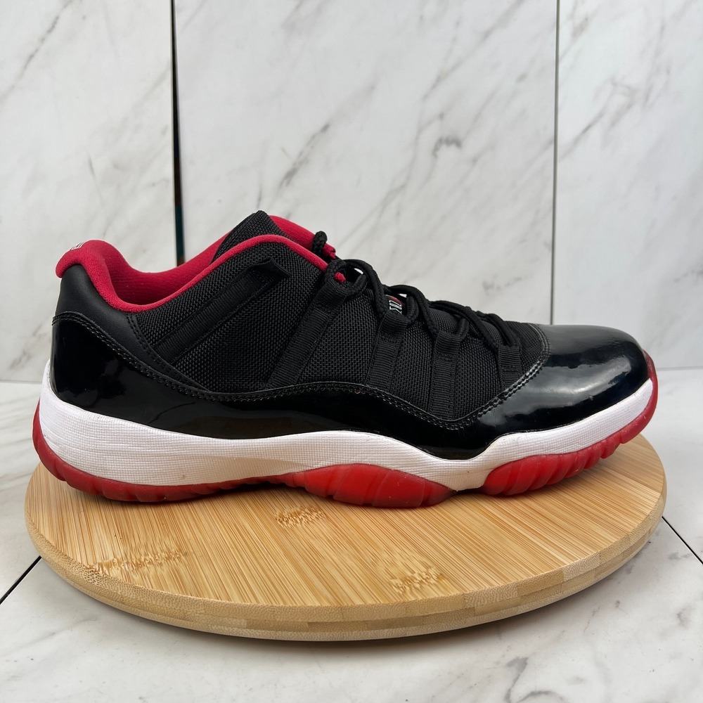 2015 Nike Air Jordan 11 Retro Low Bred Mens Size 12.5 Black Sneakers 528895-012